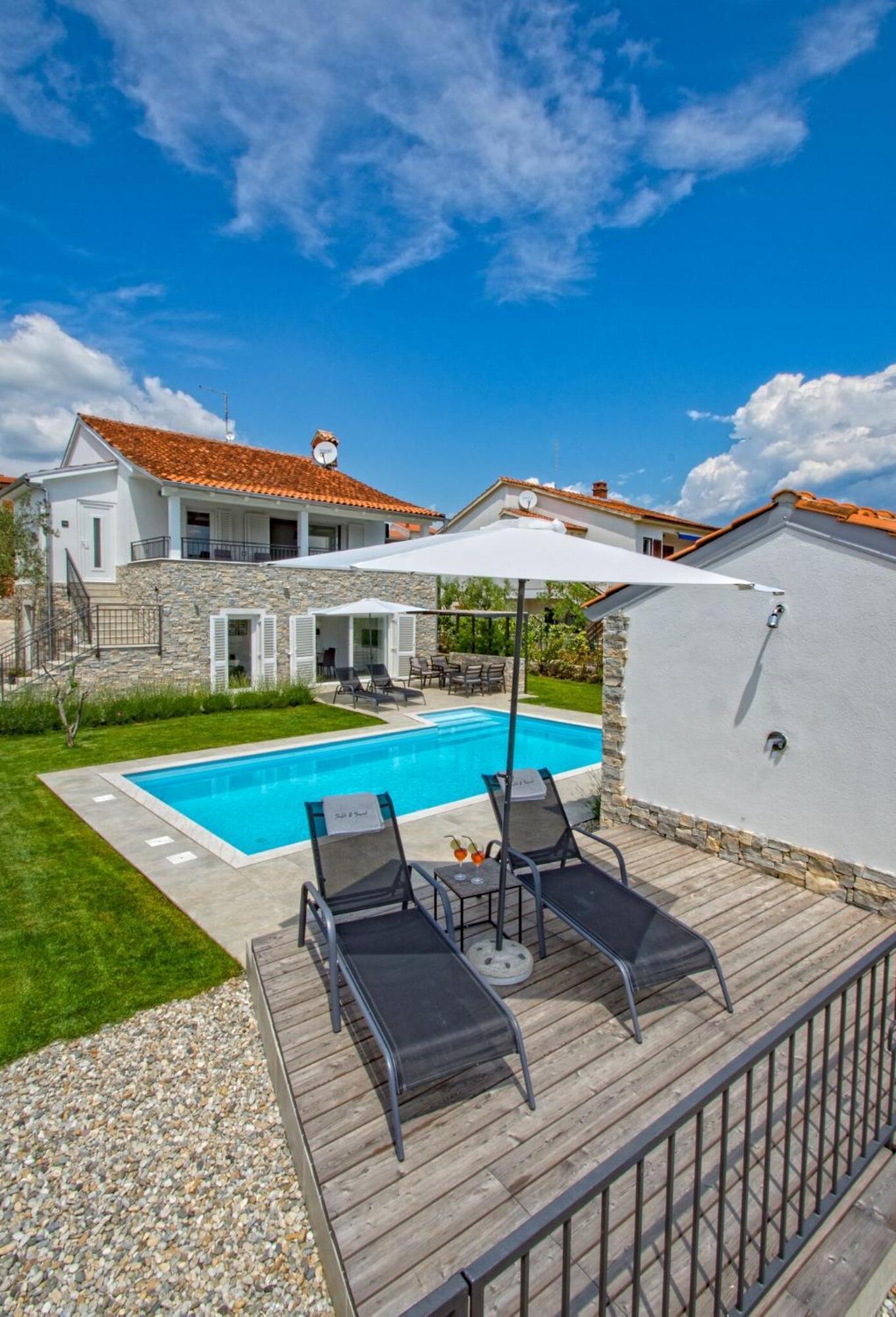 Salt & Sand Villa Kornić Extérieur photo