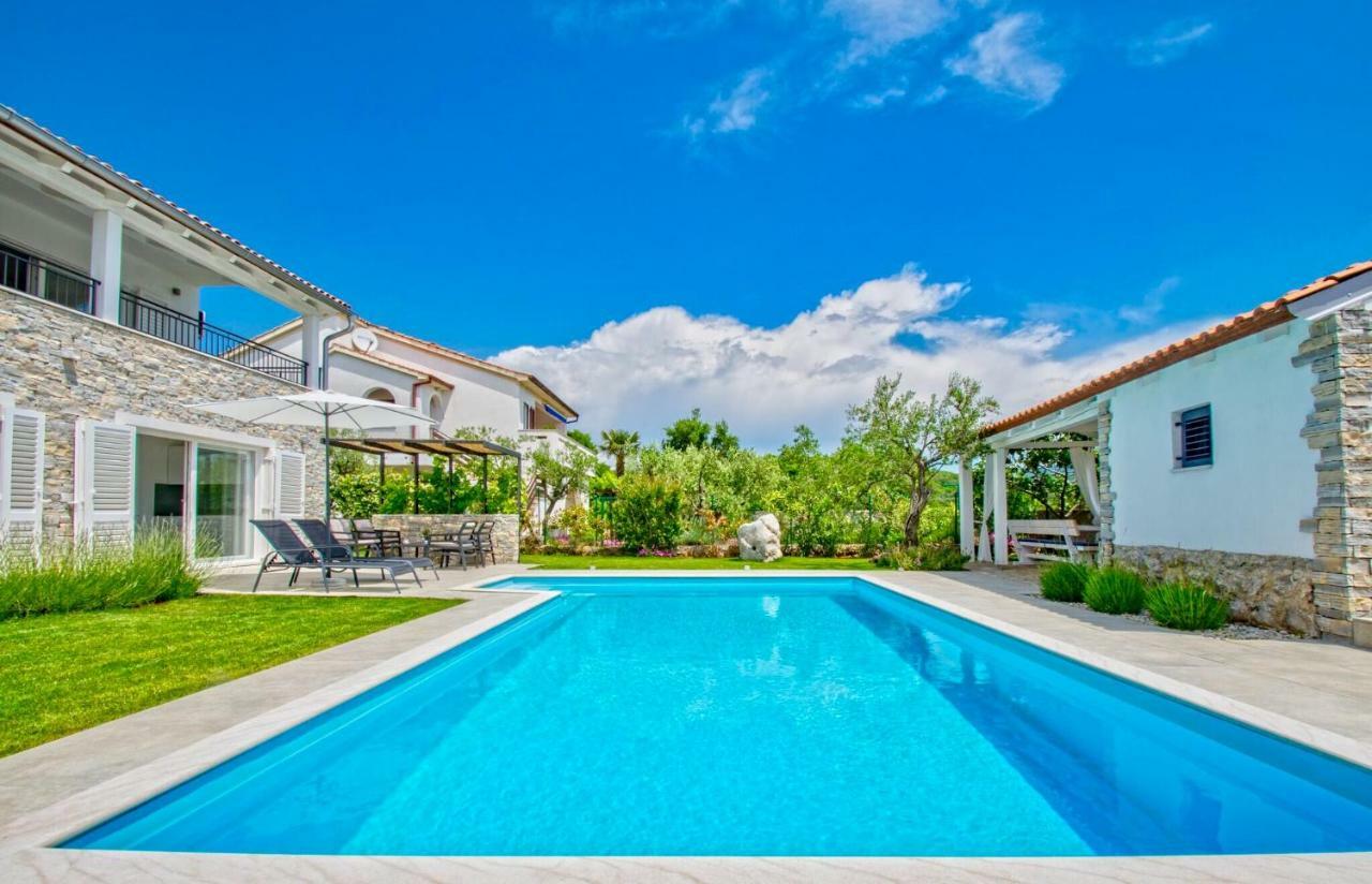 Salt & Sand Villa Kornić Extérieur photo