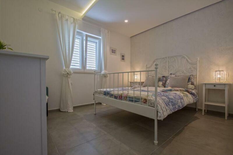 Salt & Sand Villa Kornić Extérieur photo