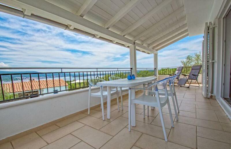 Salt & Sand Villa Kornić Extérieur photo